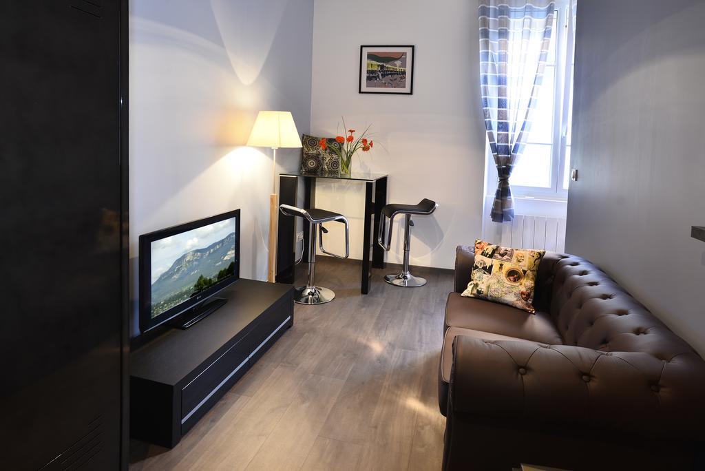 Happy Studio Gare Centre Apartment เกรอน็อบล์ ห้อง รูปภาพ